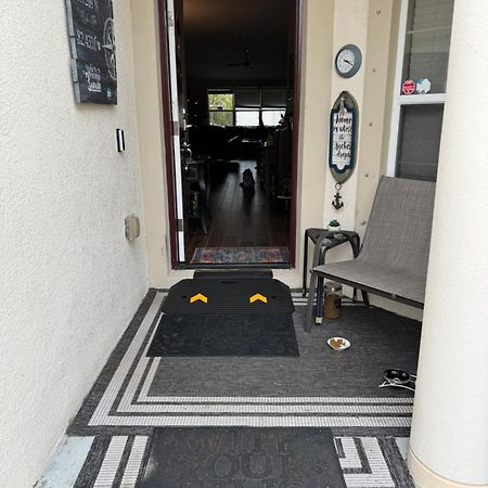 Ruskin Fl Private 2 Bdrm 1 Bath Suite Common Areas Shared With Host And Cat エクステリア 写真