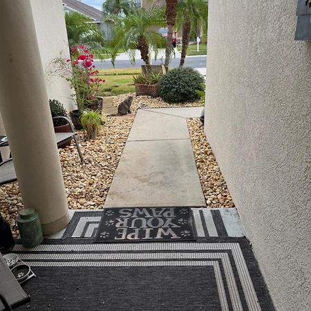 Ruskin Fl Private 2 Bdrm 1 Bath Suite Common Areas Shared With Host And Cat エクステリア 写真