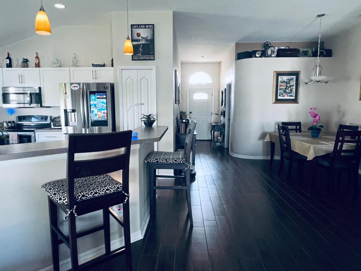 Ruskin Fl Private 2 Bdrm 1 Bath Suite Common Areas Shared With Host And Cat エクステリア 写真