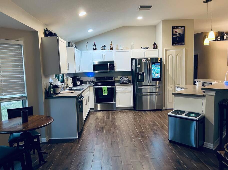 Ruskin Fl Private 2 Bdrm 1 Bath Suite Common Areas Shared With Host And Cat エクステリア 写真
